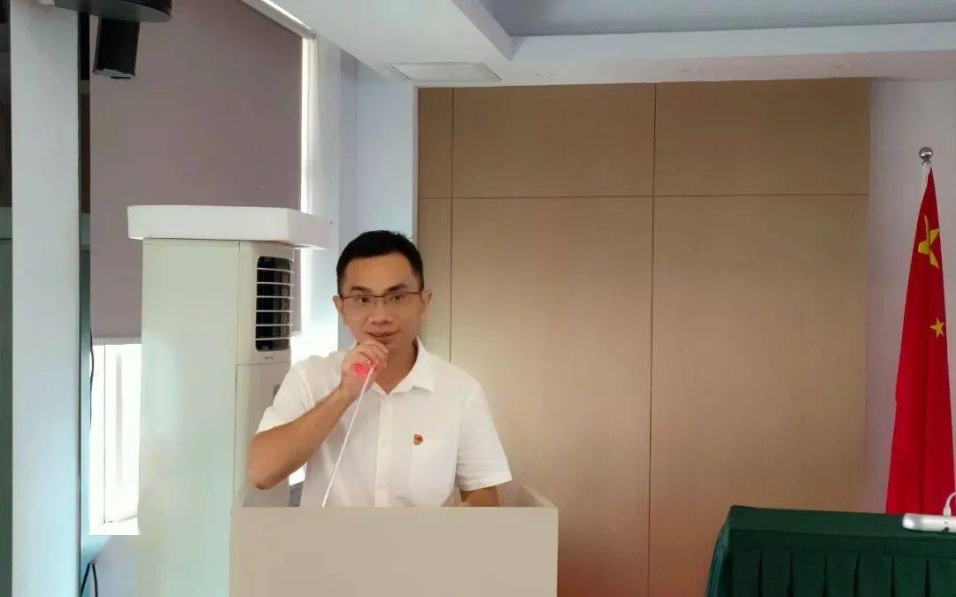 演讲稿奋斗演讲稿10Z6尊龙凯时官方网站0字演讲风采丨平凡的奋斗