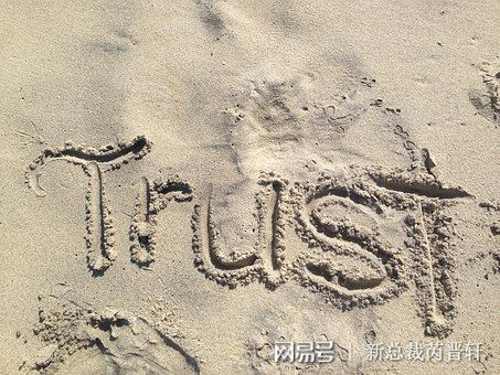 经典开场让你一出场就有三次掌声